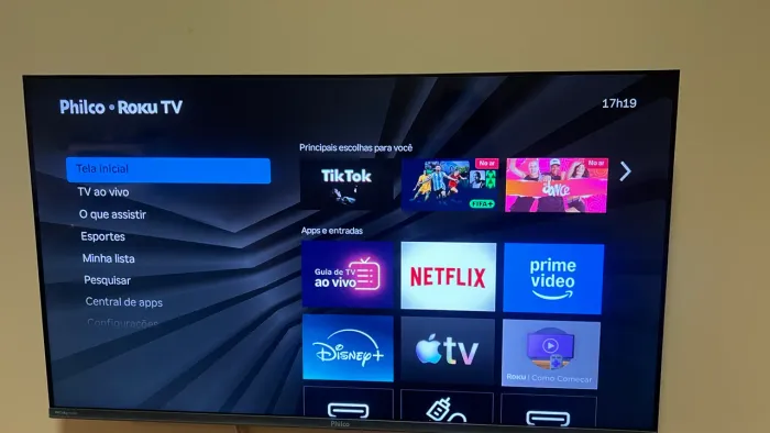 Smart Tv Philco roku 40 polegadas, 3 meses de uso, sem nenhum arranhado. apenas pix
