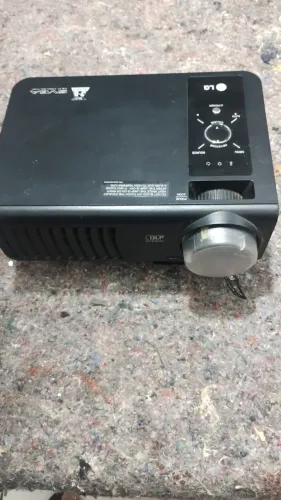 Projetor Lg Bs274 Preto com 2700 ANSI Lumens 127/220v