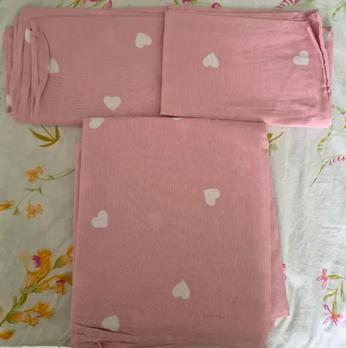 Jogo de Cama Casal 3 Peças - Rosa com Corações Brancos