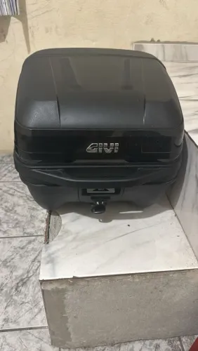 Bau givi Monolock 33 Litros