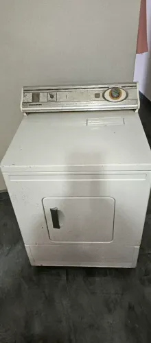 Vende-se secadora Brastemp 12kg não é a gás