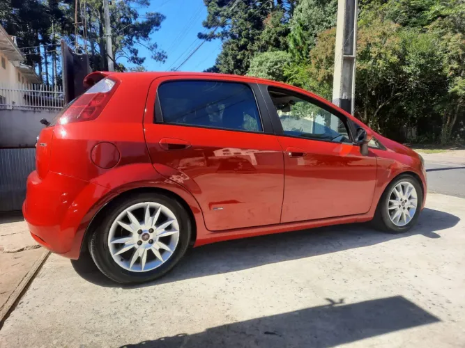 Fiat Punto Attractive Italia 1.4 F.flex 8V 5P 2012