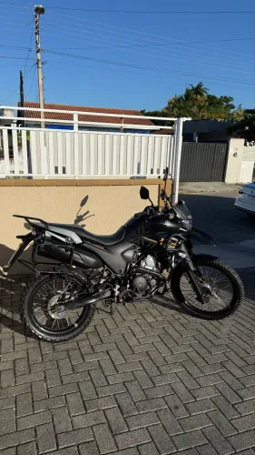 Yamaha Lander 250cc 2019/2020 - Preta - baixíssima KM