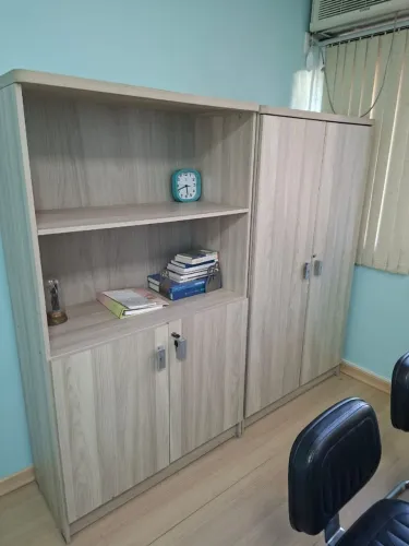 KIT ARMÁRIOS PARA CONSULTÓRIO 