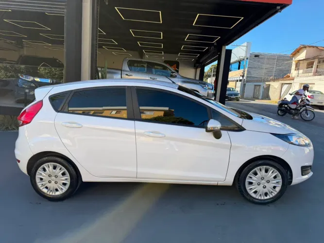 Ford Fiesta SE 1.6 16V Flex 5P 2017