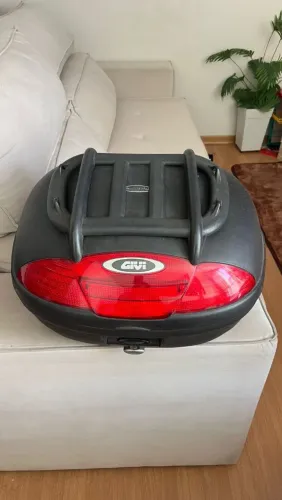 Vendo caixinha  150,00 em perfeito estado de conservação 