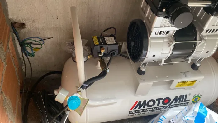 Compressor odontológico isento de óleo 