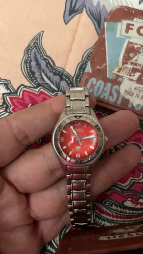 Vendo coleção de relogios femininos sem uso