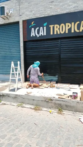 Pinturas e em geral 