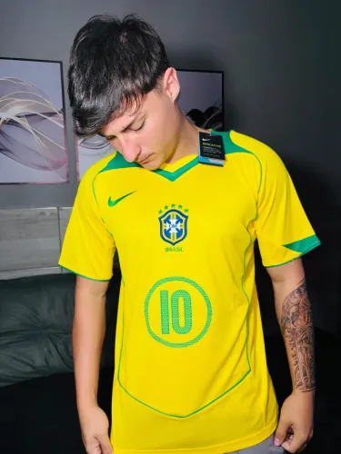 CAMISA RETRÔ BRASIL 2004