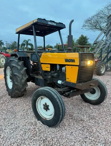 Trator agrícola 
