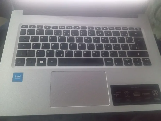 Notebook perfeito estado 