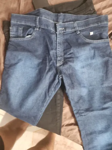 Calça jeans Tam 48 skinny
