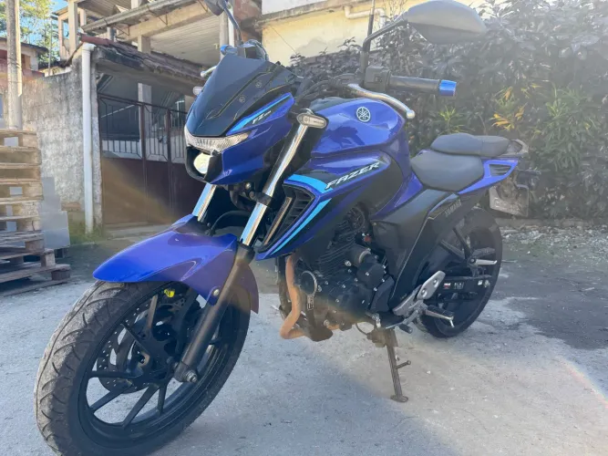 Yamaha FZ25 - Único Dono
