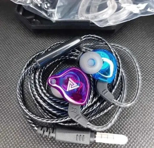 Fone de Ouvido QKZ AK6 P2 Gamer com Grave Forte e Microfone