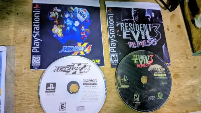 Resident evil 3 e megaman x4 PS1 