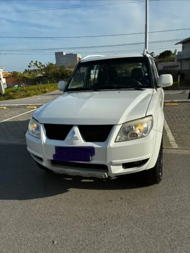 Mitsubishi Pajero TR4 2.0 Flex 16V 4X2 Aut. 2015