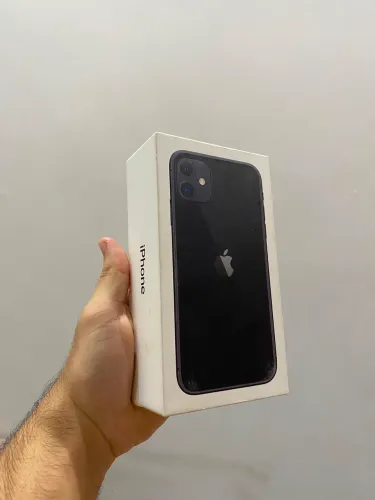 iPhone 11