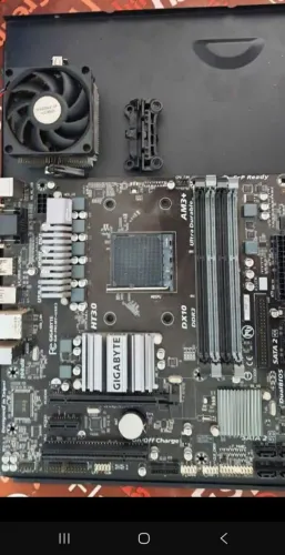 Placa-mãe Gigabyte GA-78LMT-USB3 R2