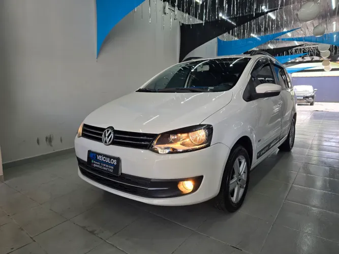 Volkswagen Spacefox 1.6/ 1.6 Trend Total Flex 8V 5P 2014