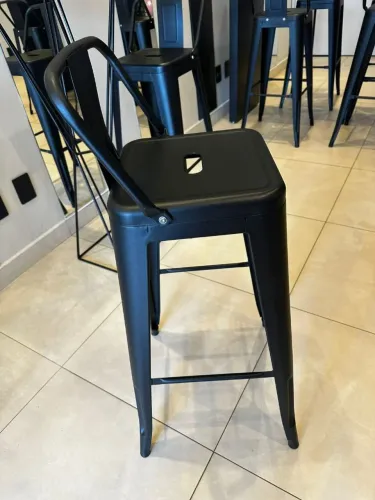 Banqueta Alta Industrial Preta - Excelente Estado