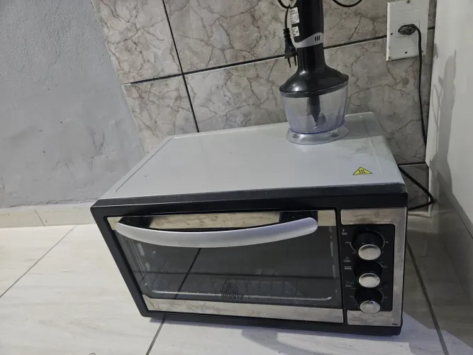 Forninho eletrico philco 46 litros + mixer britania