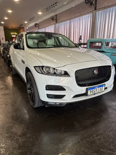 Jaguar F-Pace 2.0 Prestige 250cv Aut. 2018