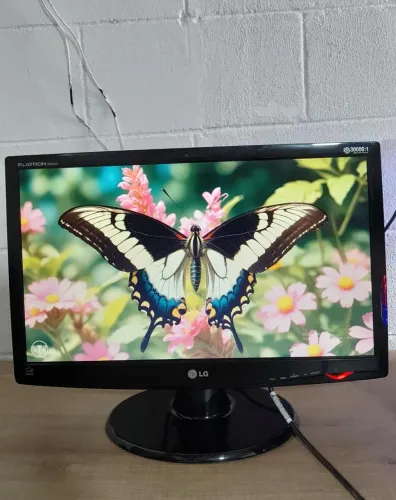 Monitor LG- 22° Polegadas Full HD