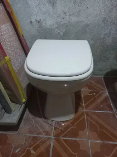 Vaso Sanitário Incepa Retangular + Tampa