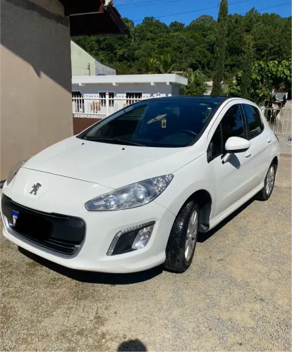 Peugeot 308 Active 1.6 Flex 16V 5P Mec. 2014
