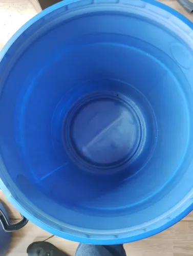 Duas bombonas novas de 120 litros cada