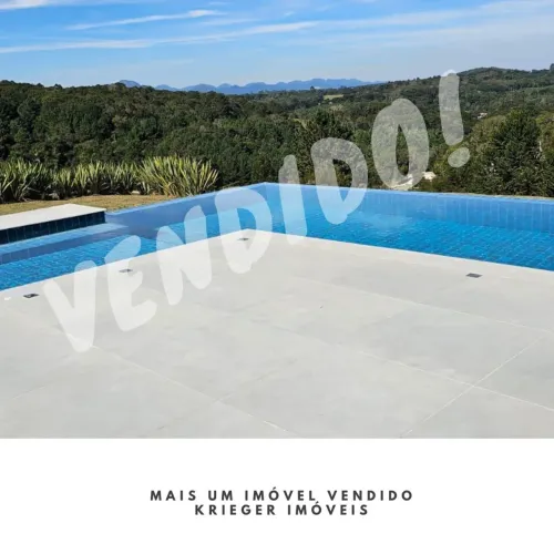 Chácara com Piscina na Roseira
