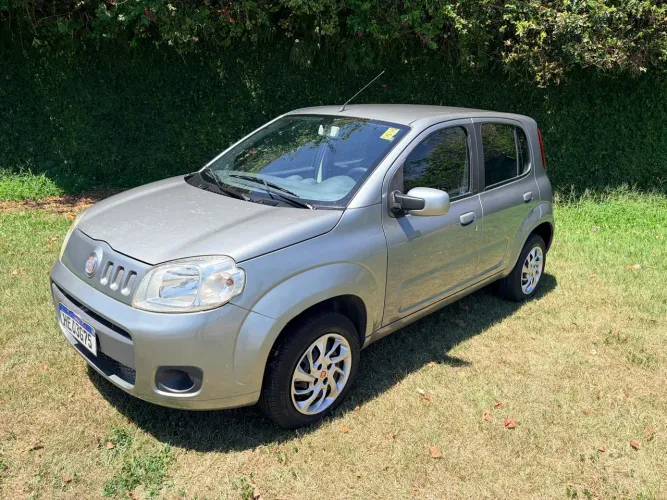 Fiat Uno Vivace/rua 1.0 EVO Fire Flex 8V 5P 2012