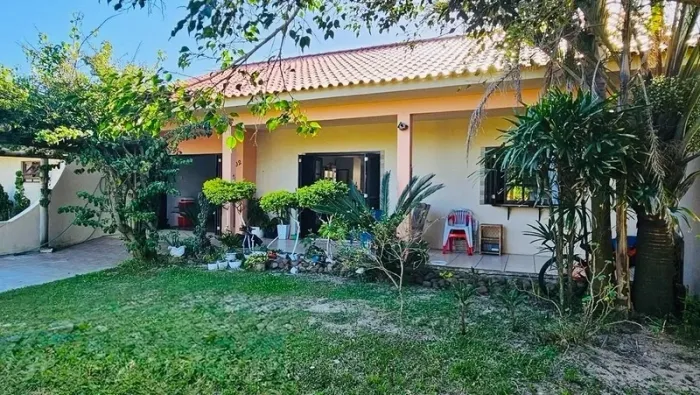 CASA PRÓXIMA AO MAR IMBÉ/RS