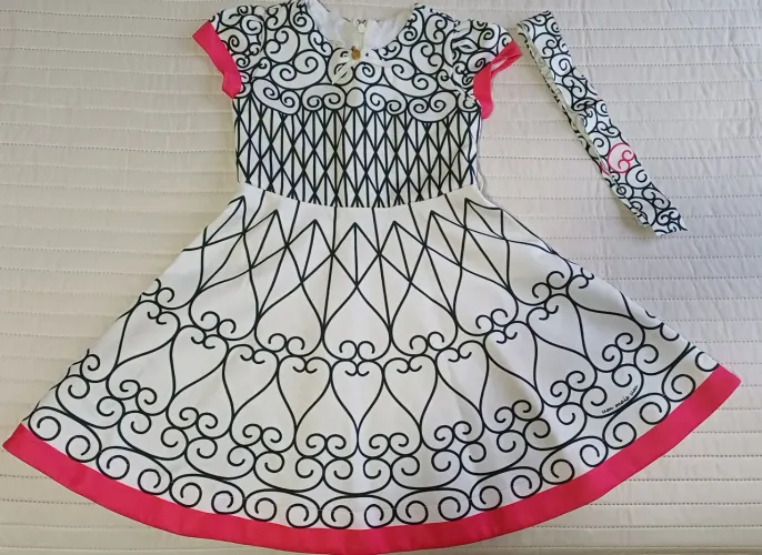 Vestido um mais uma - 6 anos