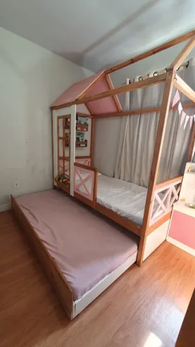 Cama Casinha Infantil com 2 colchão