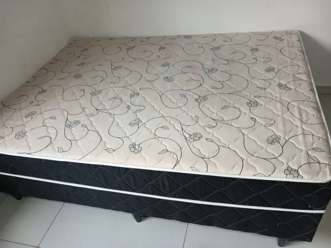 Cama box casal