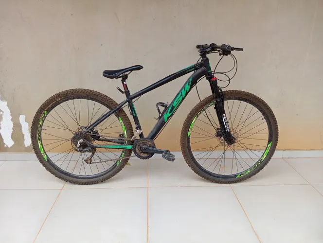 Bicicleta aro 29 seminova