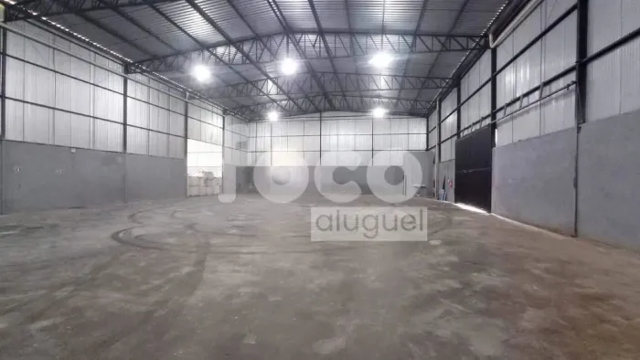 Galpão Comercial 500m² para Aluguel - Setor Industrial Leste (Morumbi) / Uberlândia