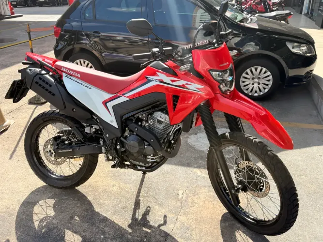 Honda XR 300L TORNADO 2026 ( 1600km ) ac cartão.