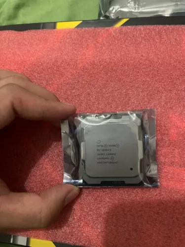 Processador Intel Xeon E5-2650 v4