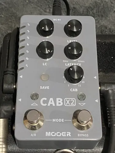 PEDAL GUITARRA MOOER CAB X2