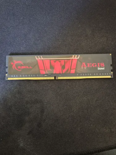 Memória RAM G.Skill Aegis 16Gb DDR4