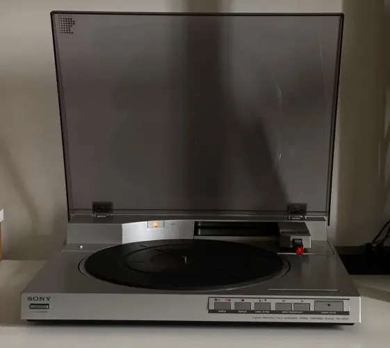 Toca Disco Sony PS-LX510 faço em 12x sem juros