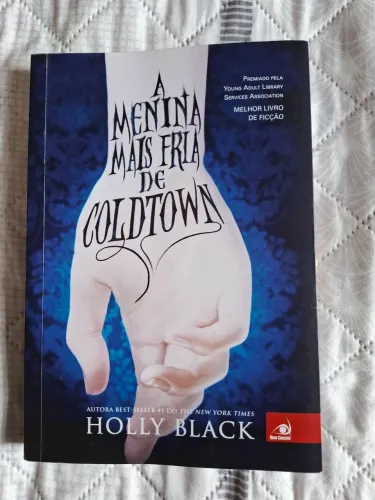A Menina Mais Fria de Coldtown - Livro