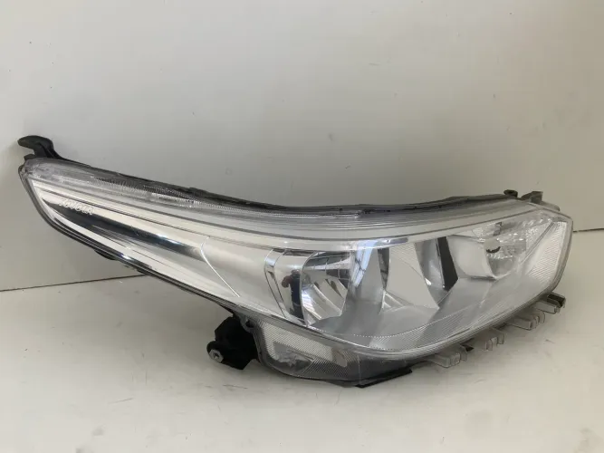 Farol Yaris 2018 2019 2020 21 22 23 24 25 Elétrico Lado Direito