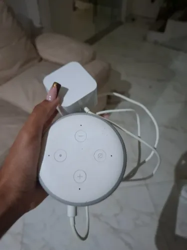 Alexa Echo Dot usada em bom estado