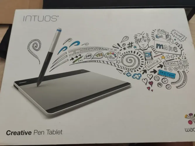 Mesa digitalizadora/ tablet INTUOS WACOM - NOVO