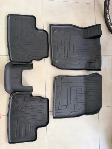 Jogo tapetes bandeja Volkswagen Tera seminovo