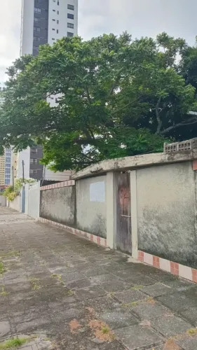Terreno em Manaíra com ótima localização.